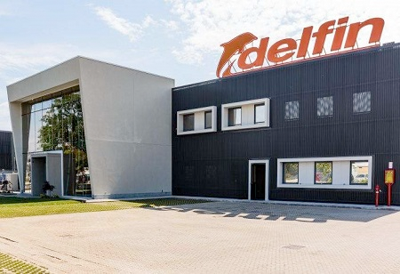 �f���t�B���Љ�